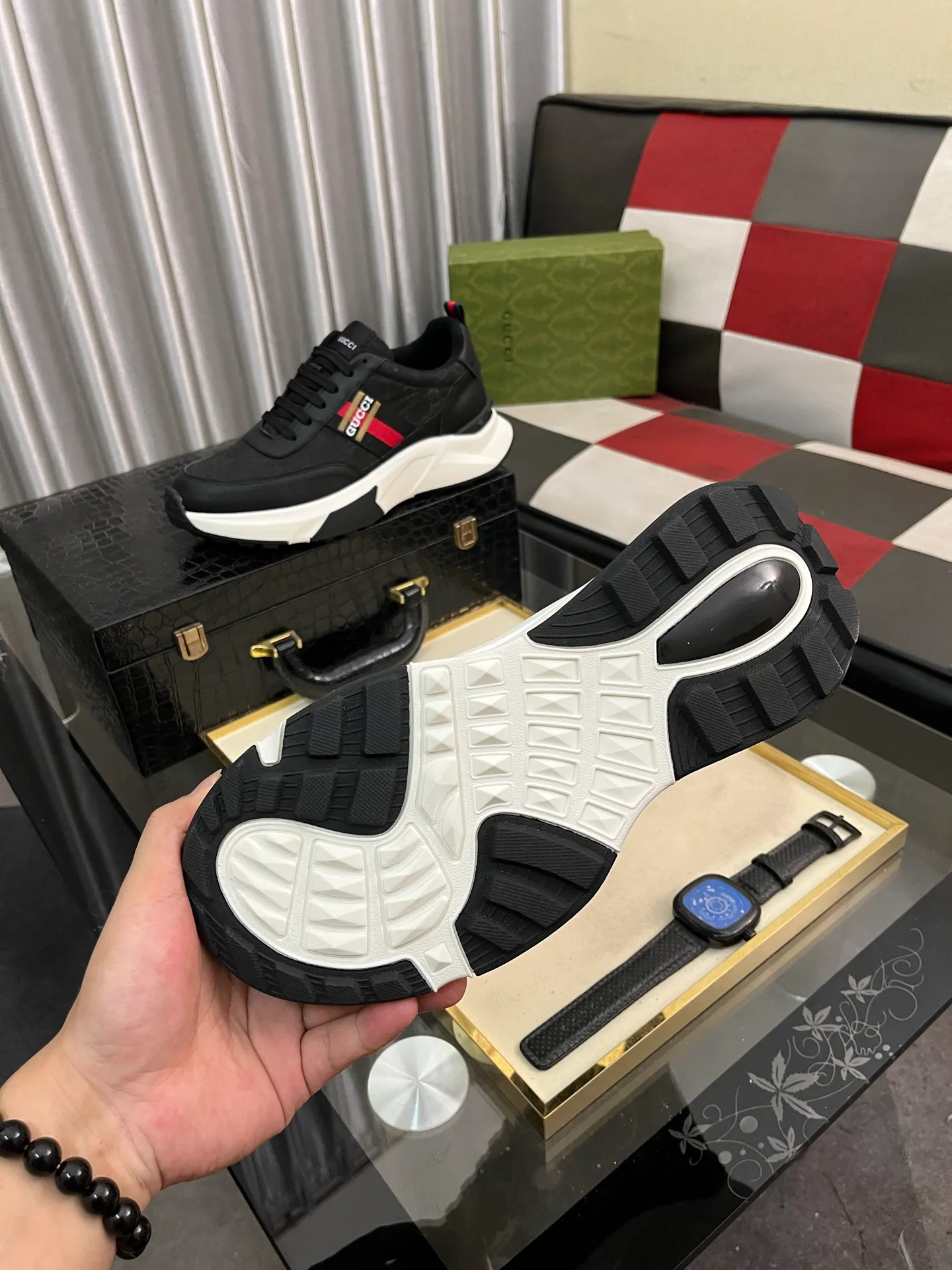Men's Men's Shoes 💰458 ⌚️⌚️[GUCCI] Gucci men's casual shoes are absolutely popular 🔥The ultimate matching item for trendy men! The charm of super texture is irresistible, the main recommendation, the flower leather color is bright! The upper is made of high-quality brand printed fabric with cowhide, breathable leather lining and wear-resistant rubber sole, noble and elegant! Extremely comfortable🎁🎁You can be as handsome as you want💪 38-445⃣️colors available